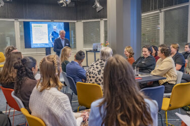 Nieuwe Kamerleden krijgen stevige introductie in kinderrechten tijdens masterclass