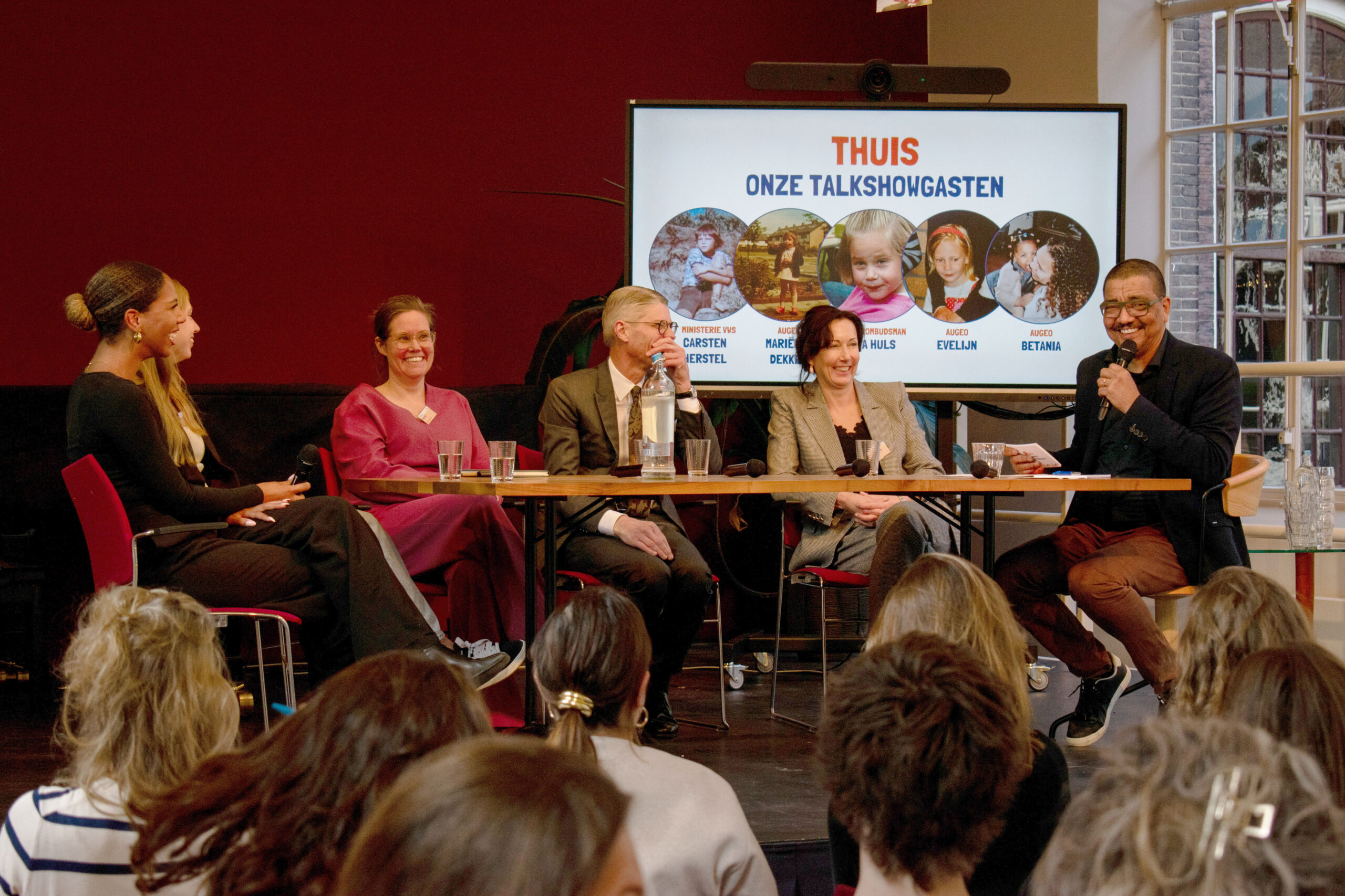 De Nationale Kinderrechtendialoog: Gezamenlijk verantwoordelijkheid om de rechten van kinderen in Nederland te waarborgen