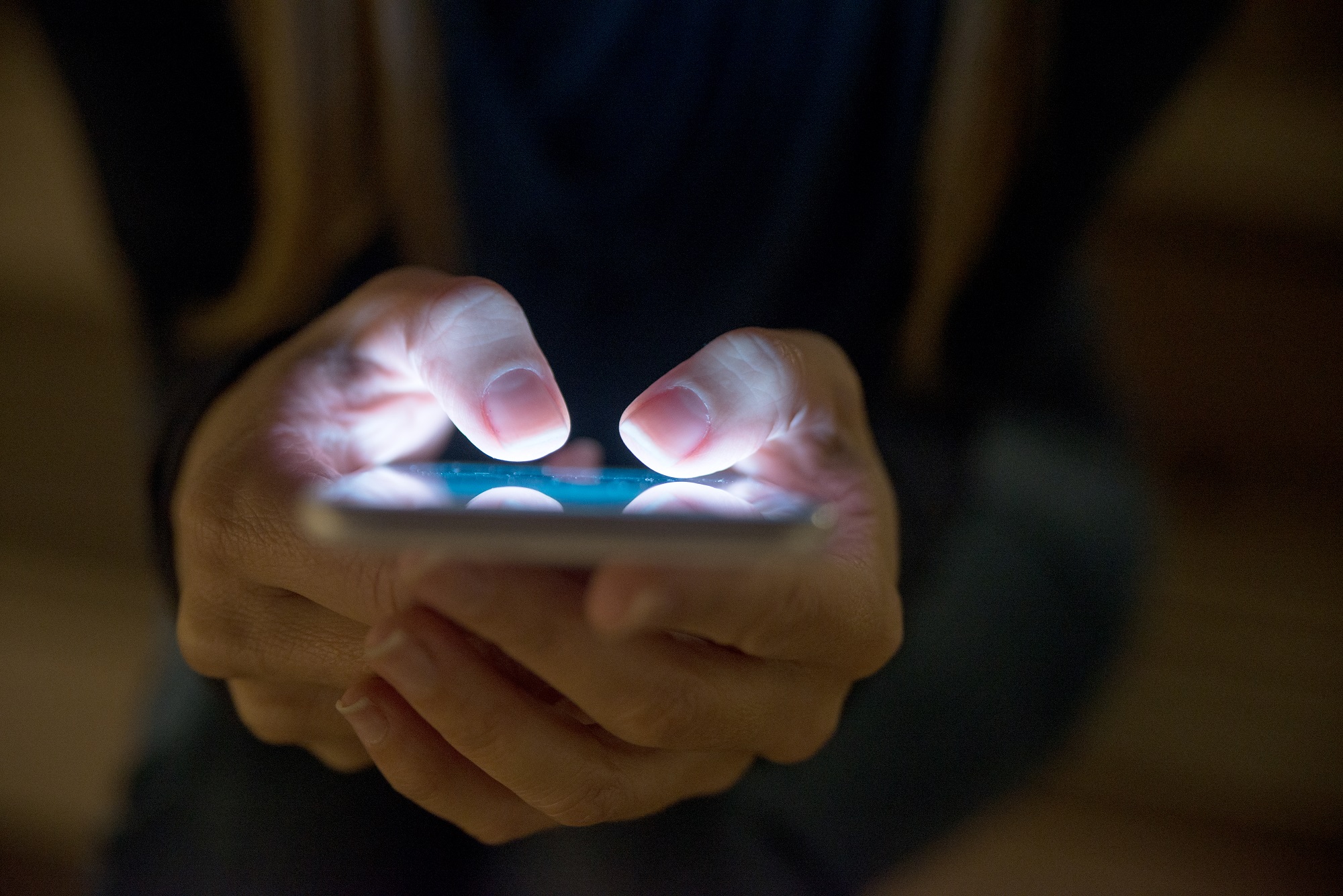 Kinderrechtenorganisaties roepen Tweede Kamer op om nieuwe EU-verordening aan te nemen om online seksueel misbruik te voorkomen.